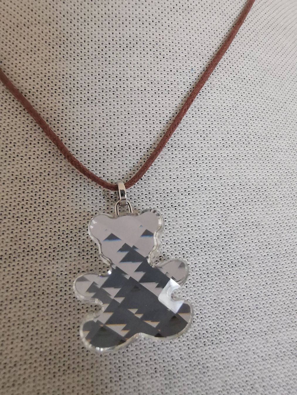 Catenine: Swarovski Kette Mini Pendant Bär weiss – Nuovo (secondo la descrizione) da Zürich venduto da Yourgoodbuy 1
