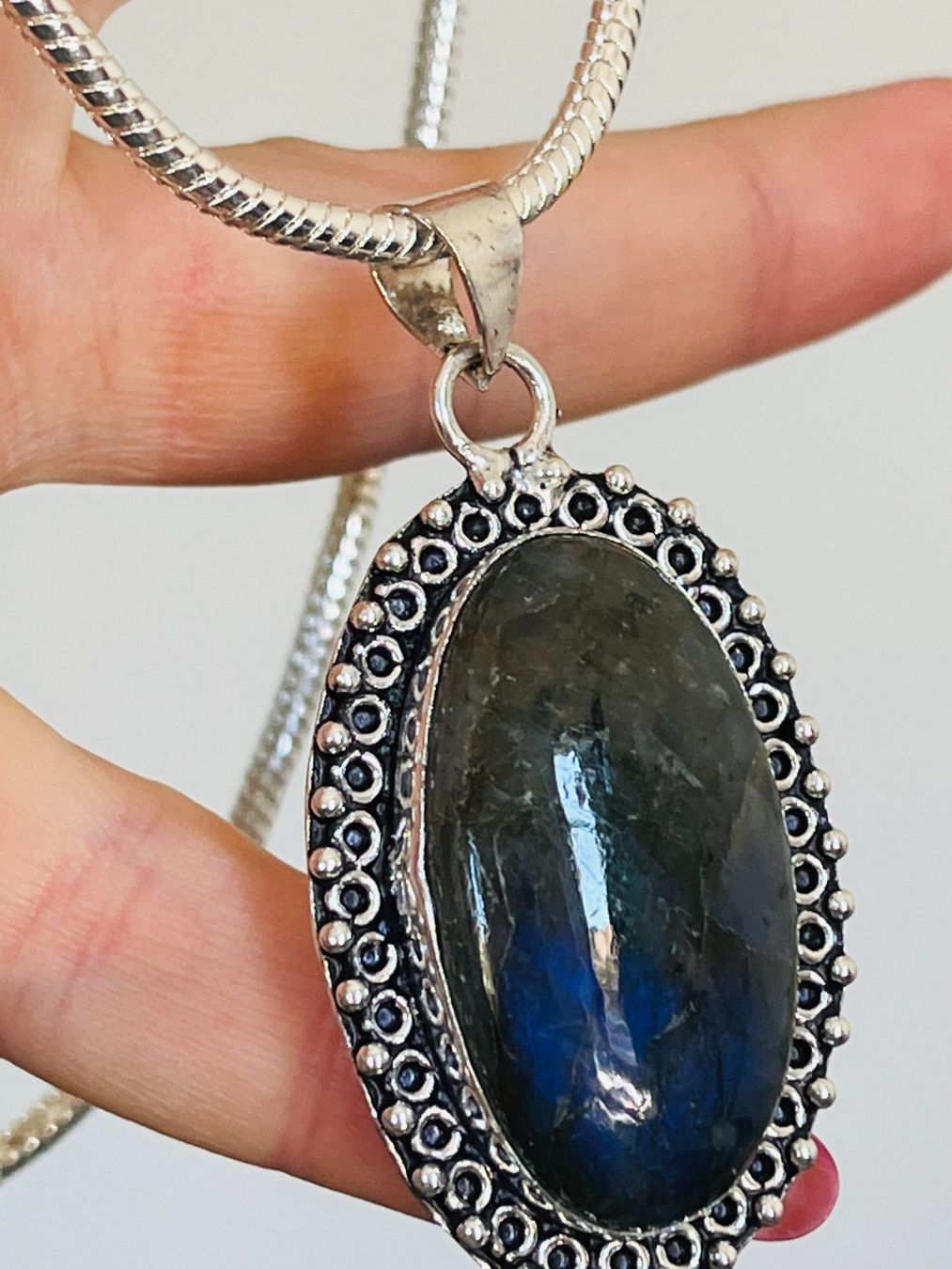 Catenine: LABRADORITE – Nuovo e nell'imballaggio originale da Genève venduto da AGBERG 5