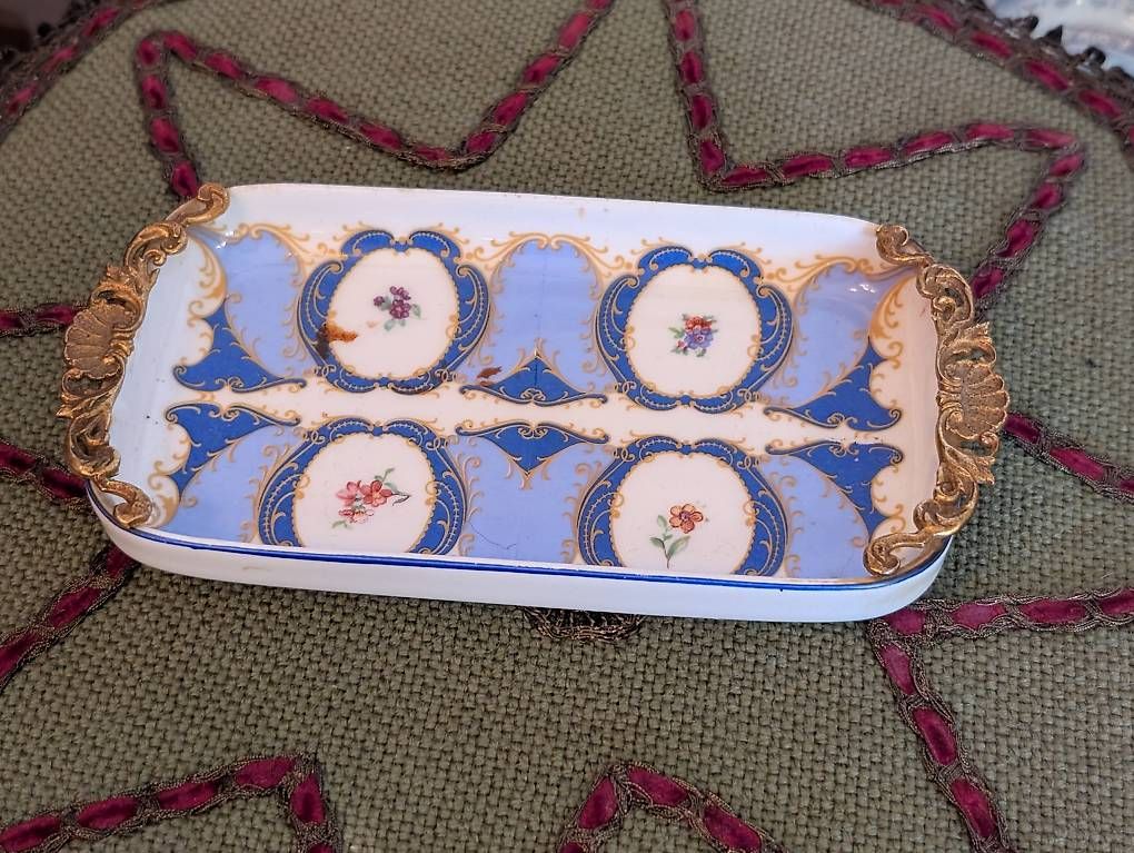 Plateaux: Limoges Porzellanschale handbemalt – D'occasion à Ascona par ArtRomantica