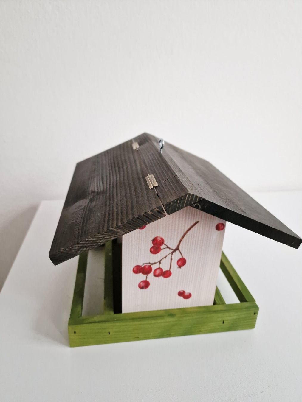 Vogelhäuser: Schönes Vogelfutterhaus mit schönen Motiven – Neu (gemäss Beschreibung) aus Hallau von CHACLA 1