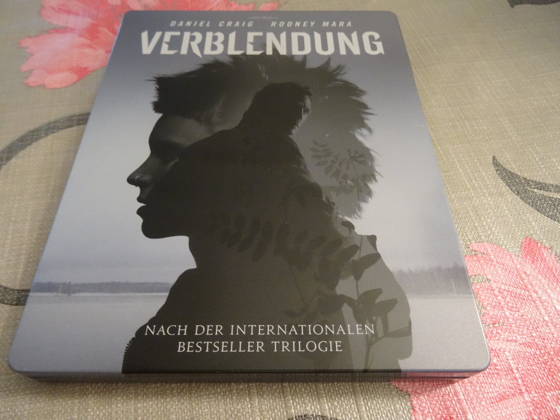 Alle DVDs: Verblendung - Steelbook Blu-ray: Daniel Craig – Gebraucht aus Olten von Disc-Verkauf