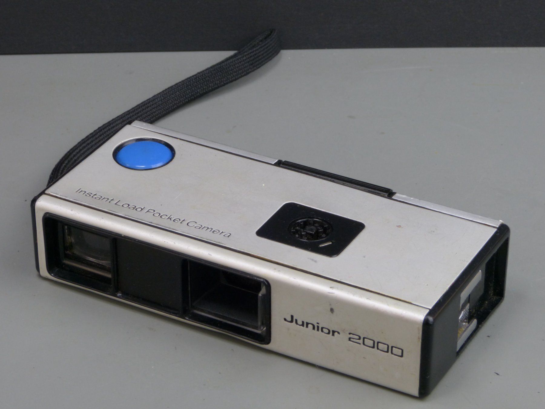 Appareil photo: Junior 2000 Instant Load Pocket Camera – D'occasion à Rheineck par mur.man 1