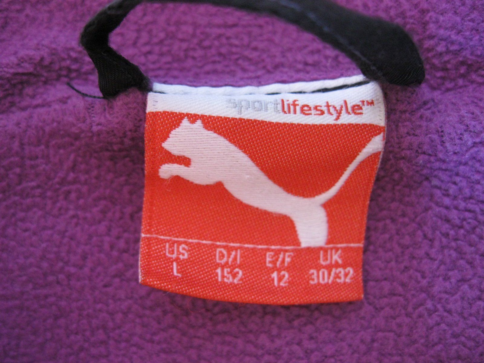 Puma Jacken & Mäntel: Puma Winterjacke schwarz/violett Gr. 152 – Gebraucht aus Vitznau von Kateborg 9