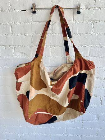 ZARA Gemusterte Maxi-Tasche aus Baumwolle