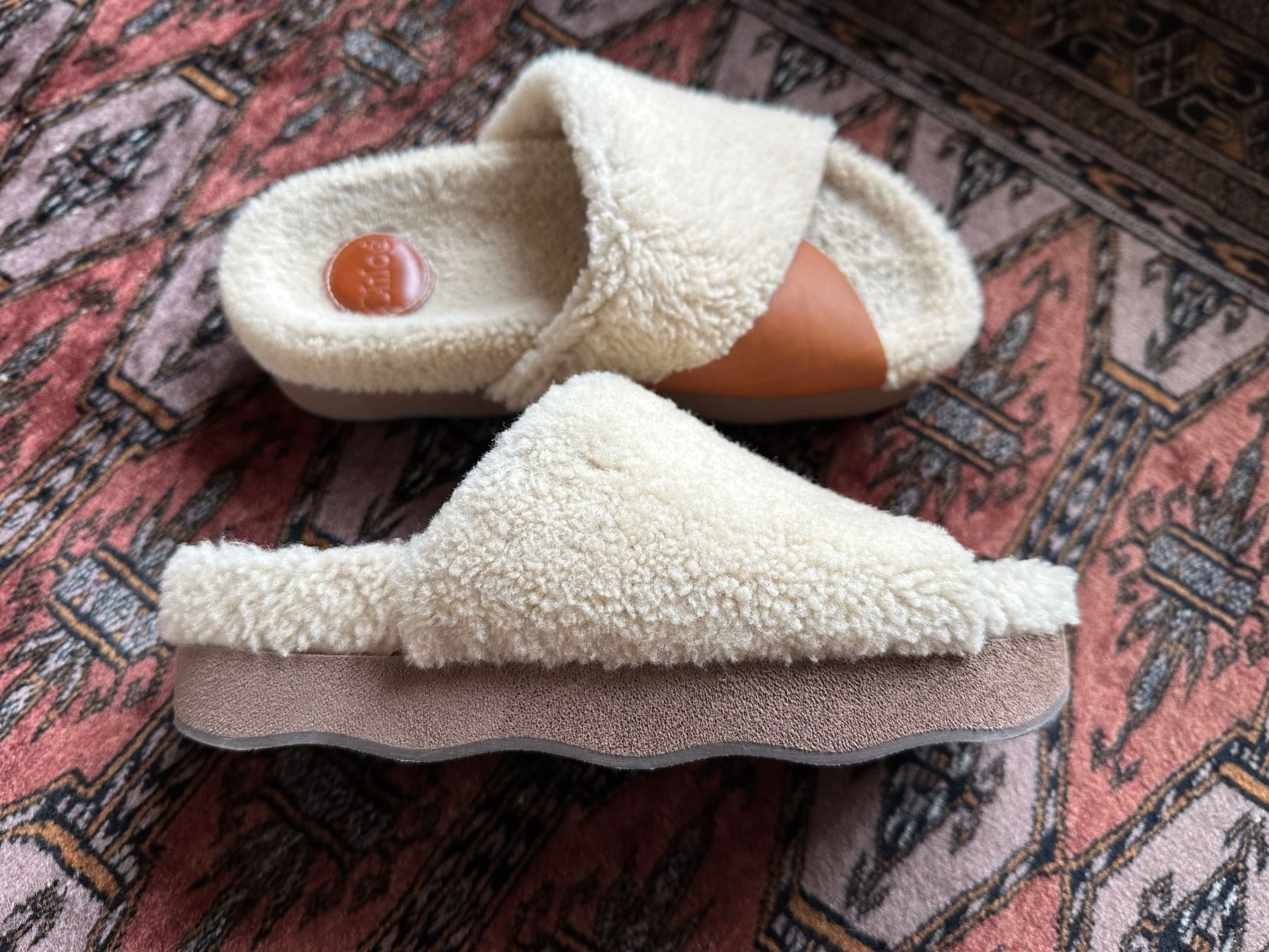 Chloé Chaussures femmes: Chloe Shearling Wave Mules 38 – D'occasion à Erlenbach ZH par Bcrew_2020 1