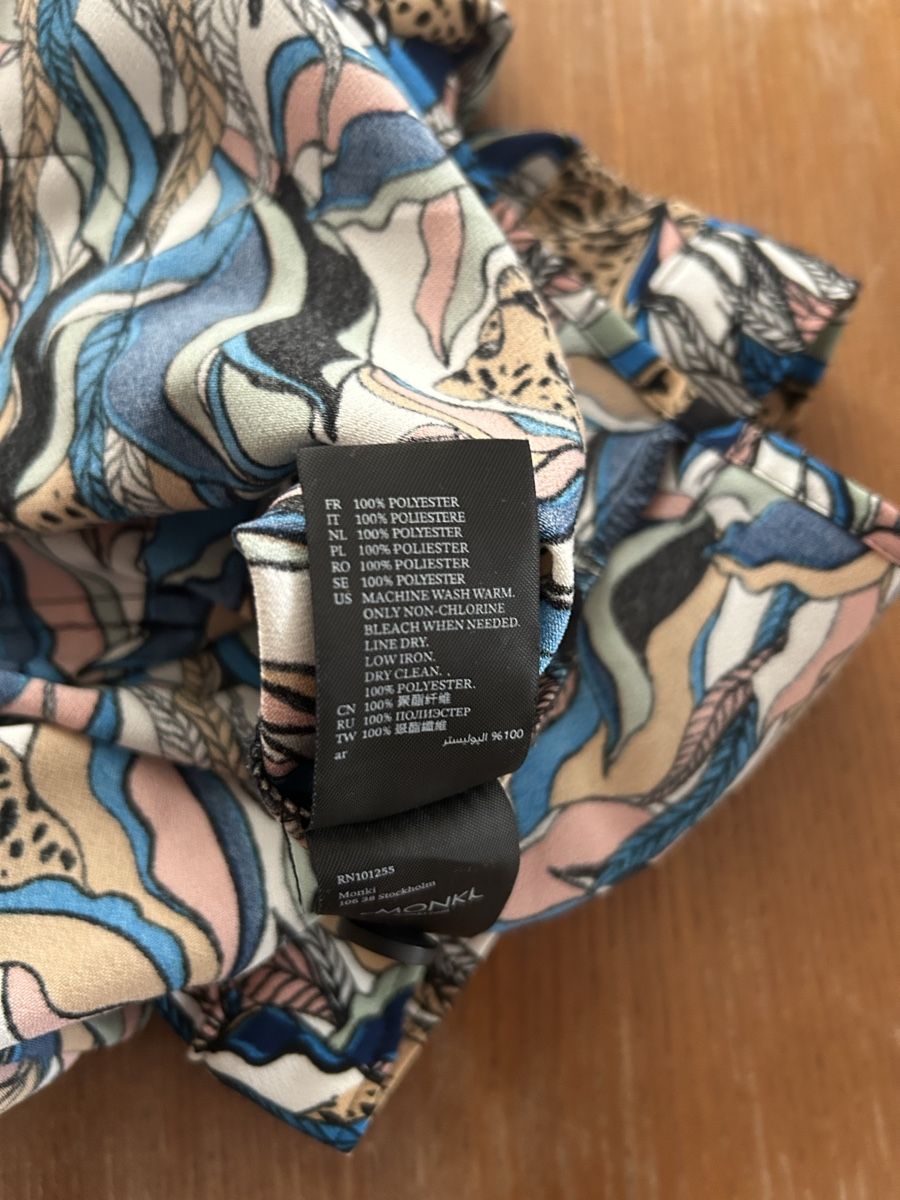 Monki Camicette: Bluse Monki Grösse L – Usato da chur venduto da corazon710 5