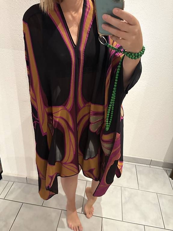 Giacche: Gucci Poncho aus Seide 2014 – Usato da Unterägeri venduto da mar_96hk 1