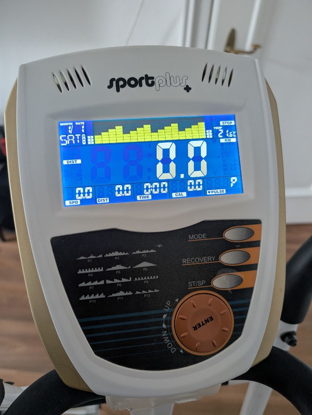 Hometrainer: Home-Crosstrainer mit 12 Programmen und Puls Kontrolle – Usato da Basel venduto da ste_7xq6 2