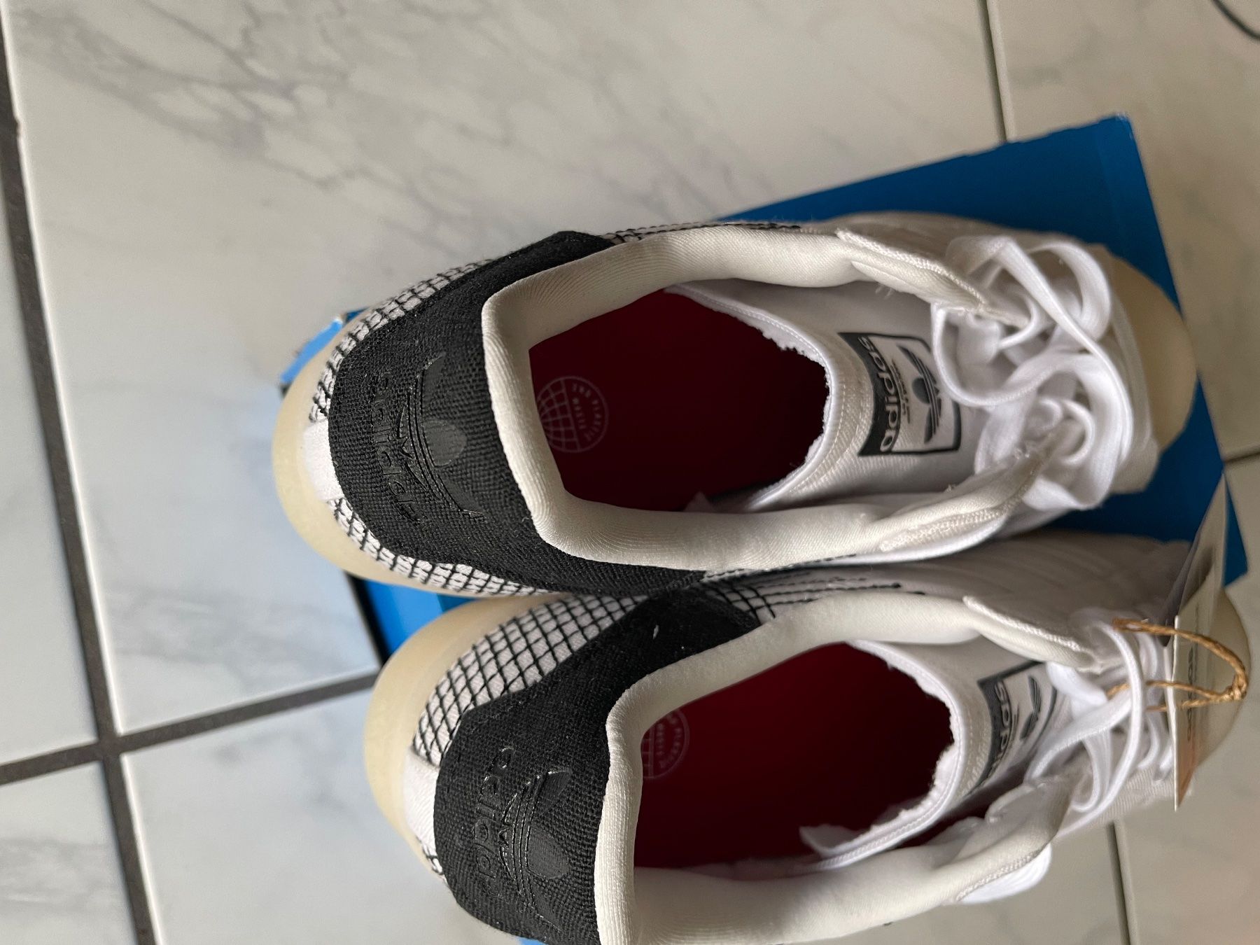 Herrenschuhe: Adidas Superstar – Neu und originalverpackt aus Fislisbach von Brandopfer810