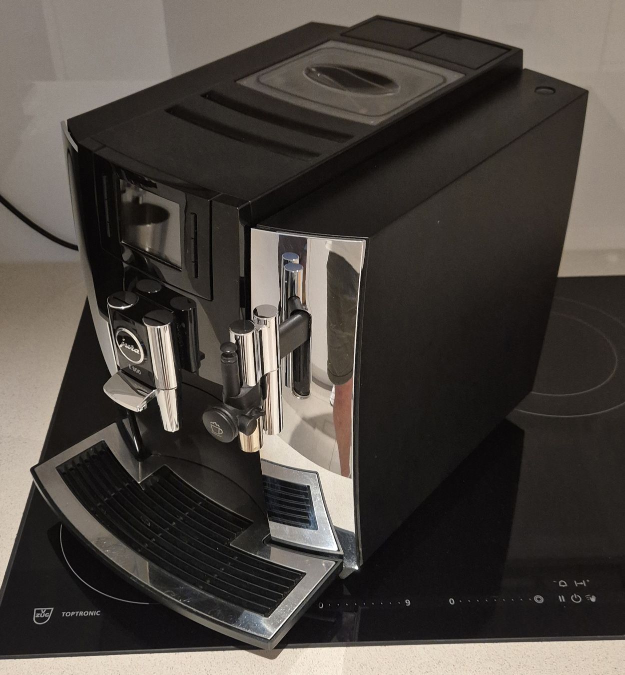 Jura Kaffeemaschinen & Espressomaschinen: Jura E800 Chrome - Error 5 – Defekt aus Sursee von dar_nt95 1