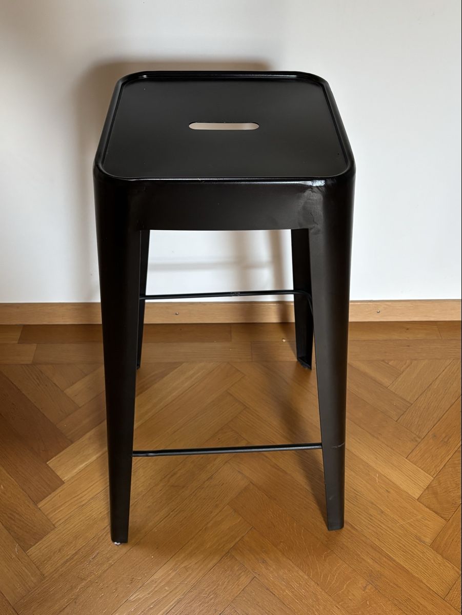 Hocker: 2 Bar-Hocker aus Metall in Schwarz – Gebraucht aus Zürich von dom_9h7m 1
