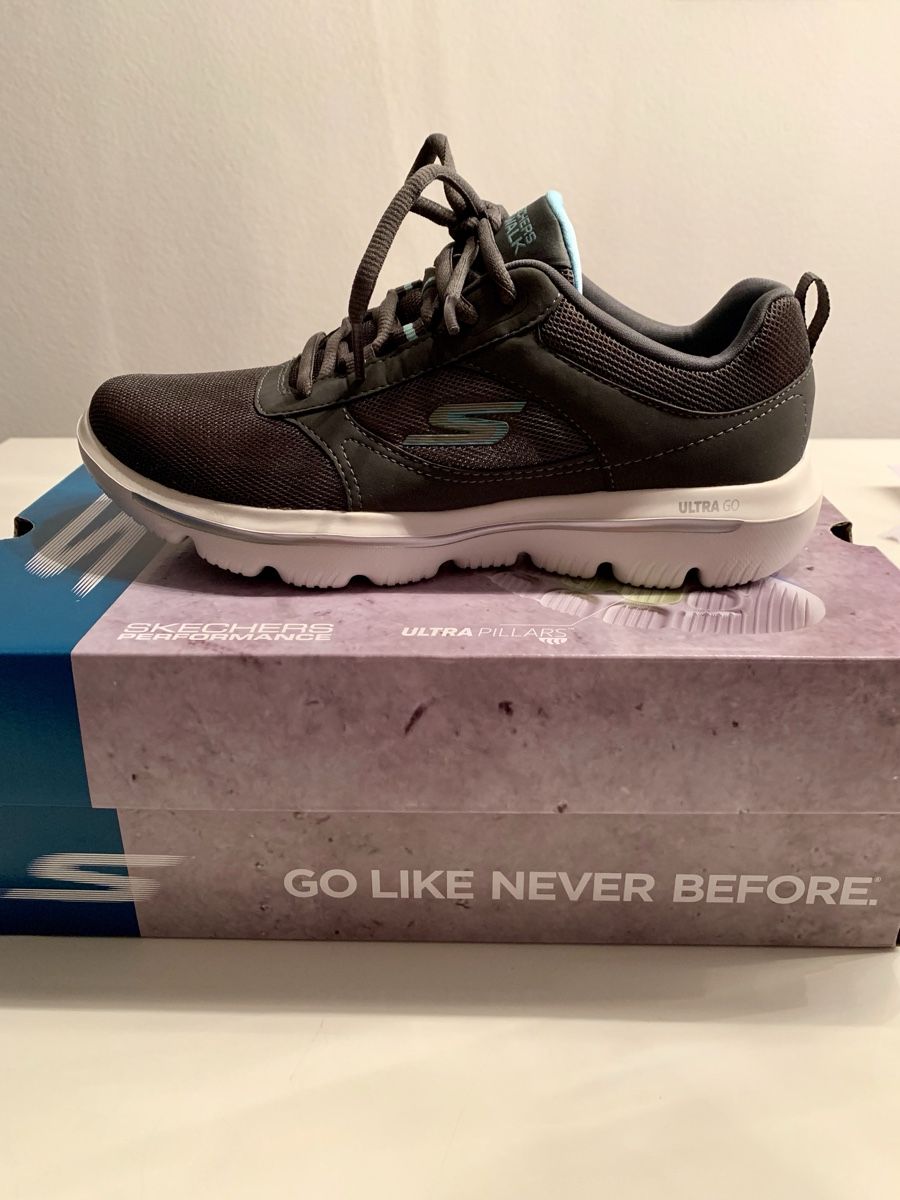 Skechers Scarpe da donna: Skechers – Nuovo e nell'imballaggio originale da Rorbas venduto da Henshin 1