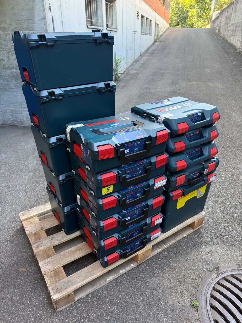 Bosch Alle Werkzeuge: 1 Posten Bosch Koffer – Neu (gemäss Beschreibung) aus Wil SG von Nayag69 1