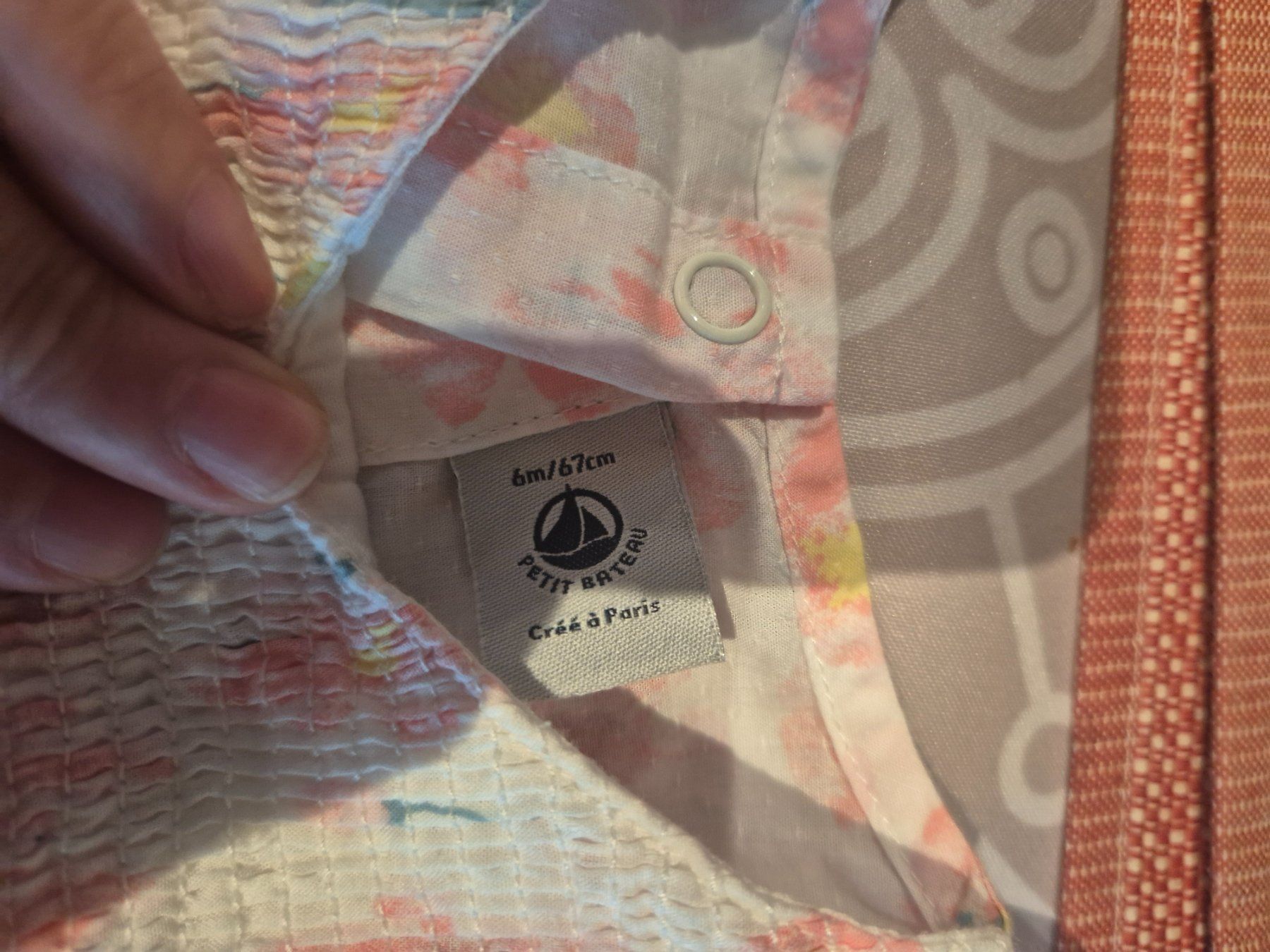 Petit Bateau Pagliaccetti: Sommerlicher Strampler Petit Bateau Blumenmuste Grösse 67 – Usato da Urdorf venduto da Nataschli 2