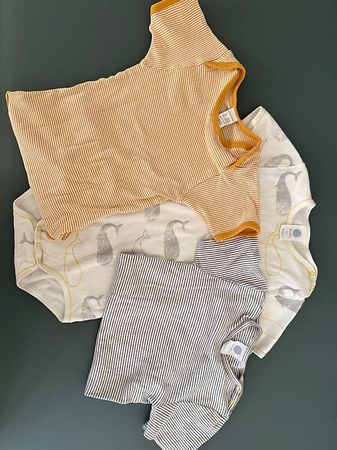 3 Kurzarm bodies Gr 98/104 Hessnatur & sanetta