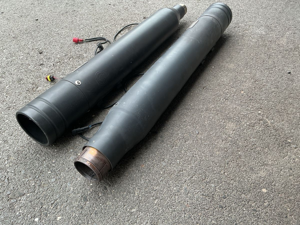 Harley-Davidson Échappements: Kess Tech Auspuff  – D'occasion à Küblis par Gdonki 1