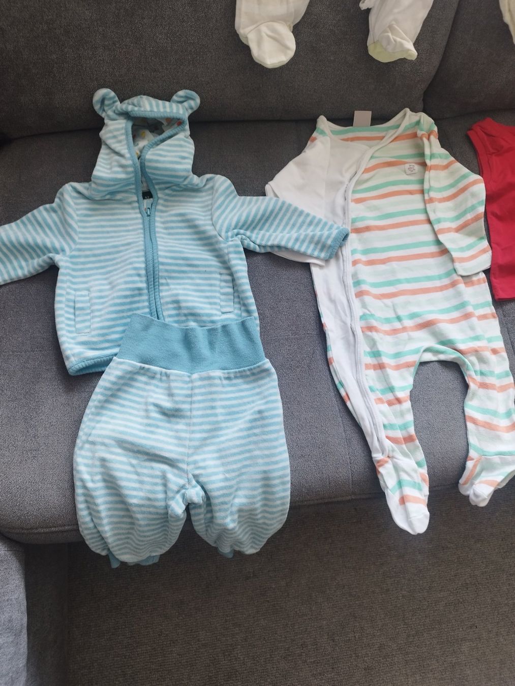 Lotti & Set di vestiti: Baby kleider set grösse 62 – Nuovo (secondo la descrizione) da Appenzell venduto da Bal.g 4