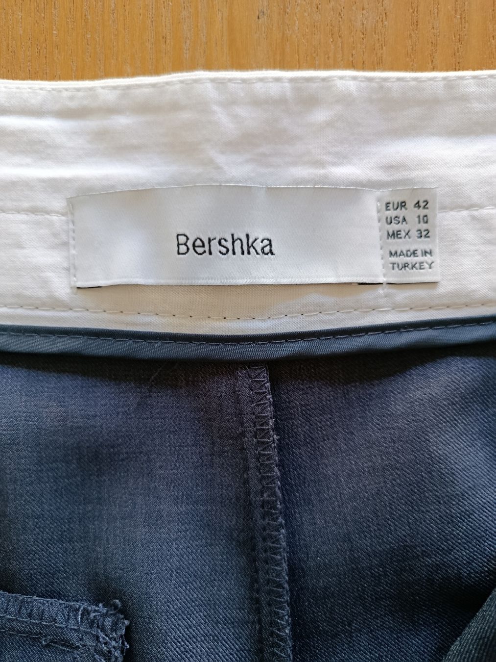 Bershka Pantaloni: Elegante Culotte Gr. 40 – Nuovo (secondo la descrizione) da Basel venduto da Clay66 2