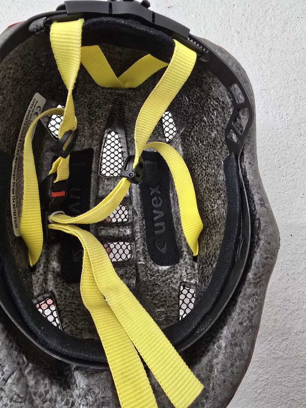 Uvex Caschi: Uvex Kinderhelm Grösse 46-52 cm, – Usato da Eschenbach LU venduto da mike_b53 2