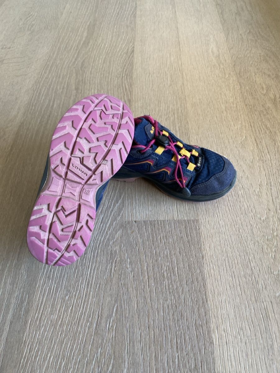 Lowa Scarpe per ragazzi: Lowa Kinderschuh Gr. 30 – Usato da Hergiswil NW venduto da mar_js5v 1