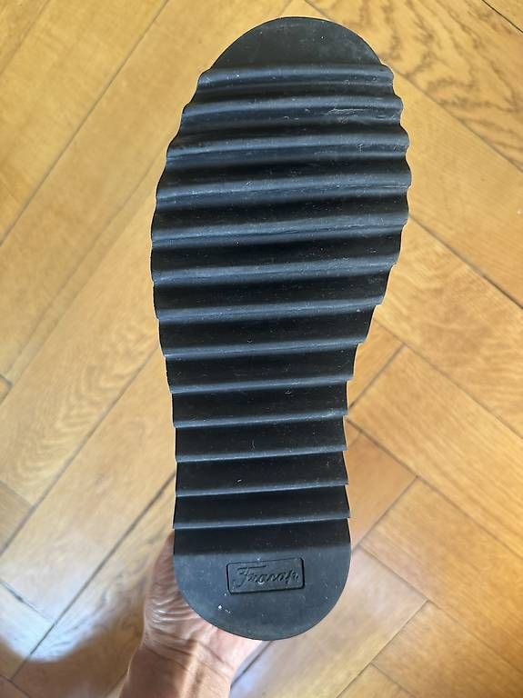 Chaussures femmes: Fracap bottines  – D'occasion à Genève par ksushone 3