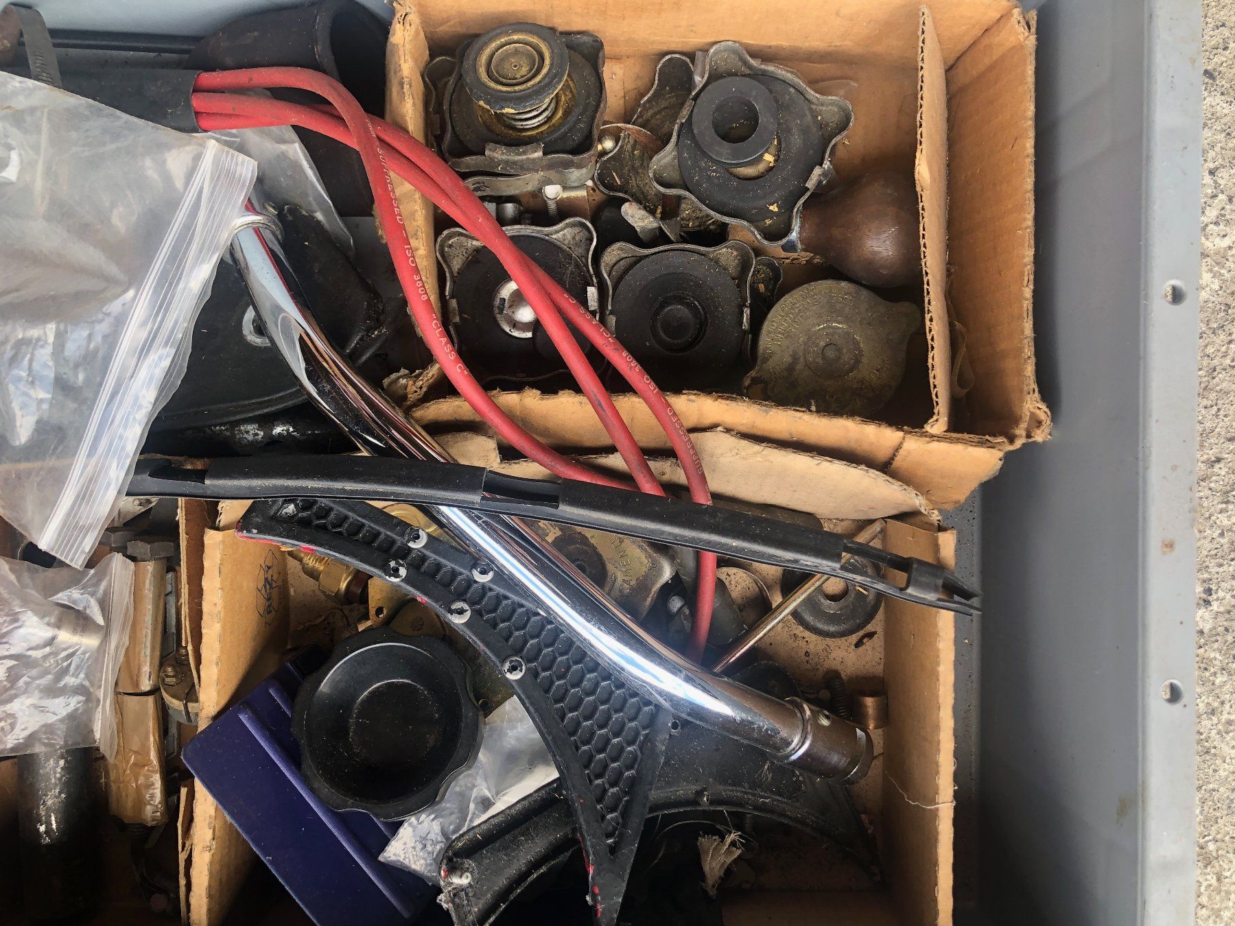 Alfa Romeo Tutti pezzi di ricambio auto: Alfa Romeo Konvolut – Difettoso da Luzern venduto da Chabisblaetter 6