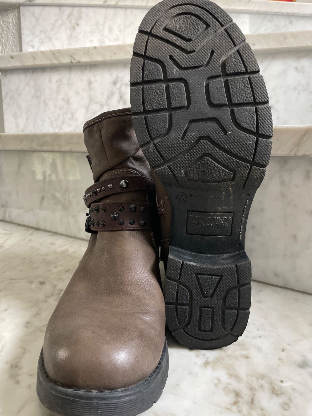 Tom Tailor Damenschuhe: Braune Stiefletten Boots Tom Tailer Gr.40 – Gebraucht aus Küssnacht am Rigi von Monimaus03 4