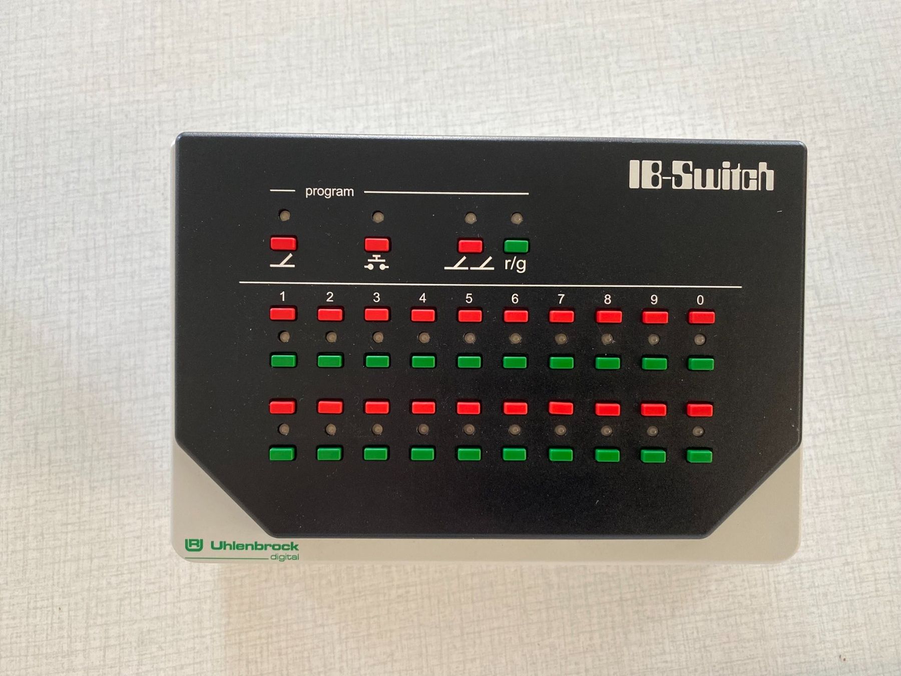 Uhlenbrock Modellini di ferrovie: Uhlenbrock IB-Switch Digitale Modellbahnsteuerung 65800 – Usato da Wohlen AG venduto da Kusy77 3