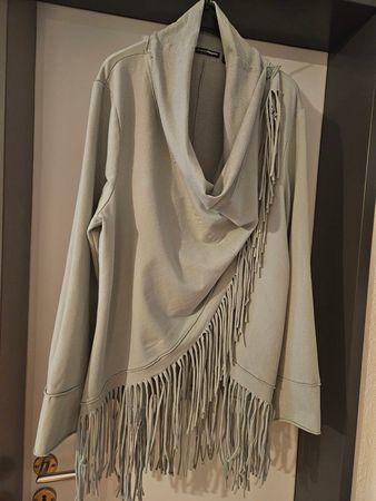 Neuw. coole Sweatjacke mit Fransen - salbei - Gr.XXL