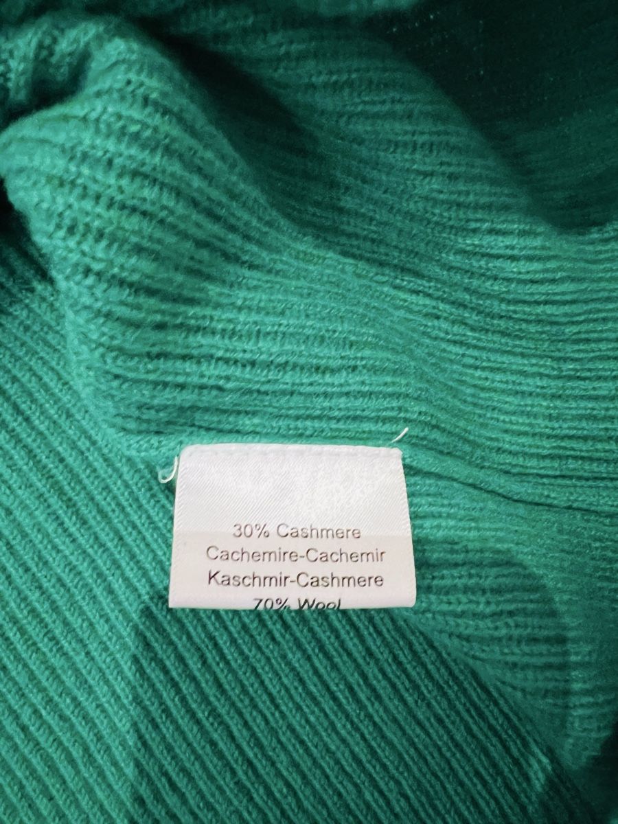 Maglioni & Felpe: Reiner Kaschmir Pulli von Gloss Gr. L – Usato da Kilchberg ZH venduto da Lisavivienne 3