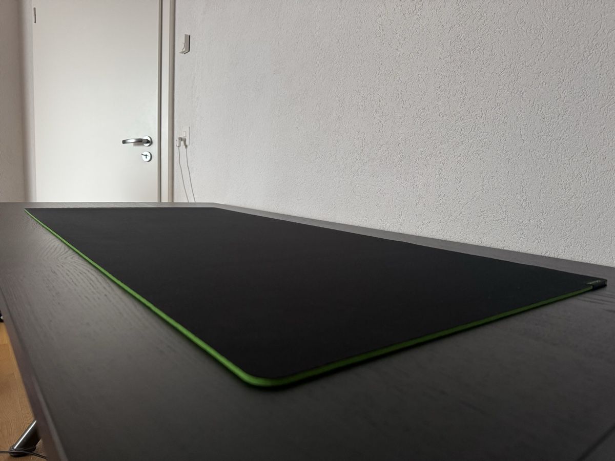 Razer Tappetini per mouse: Razer Gigantus Gaming Mauspad – Usato da Bülach venduto da l.kouassi