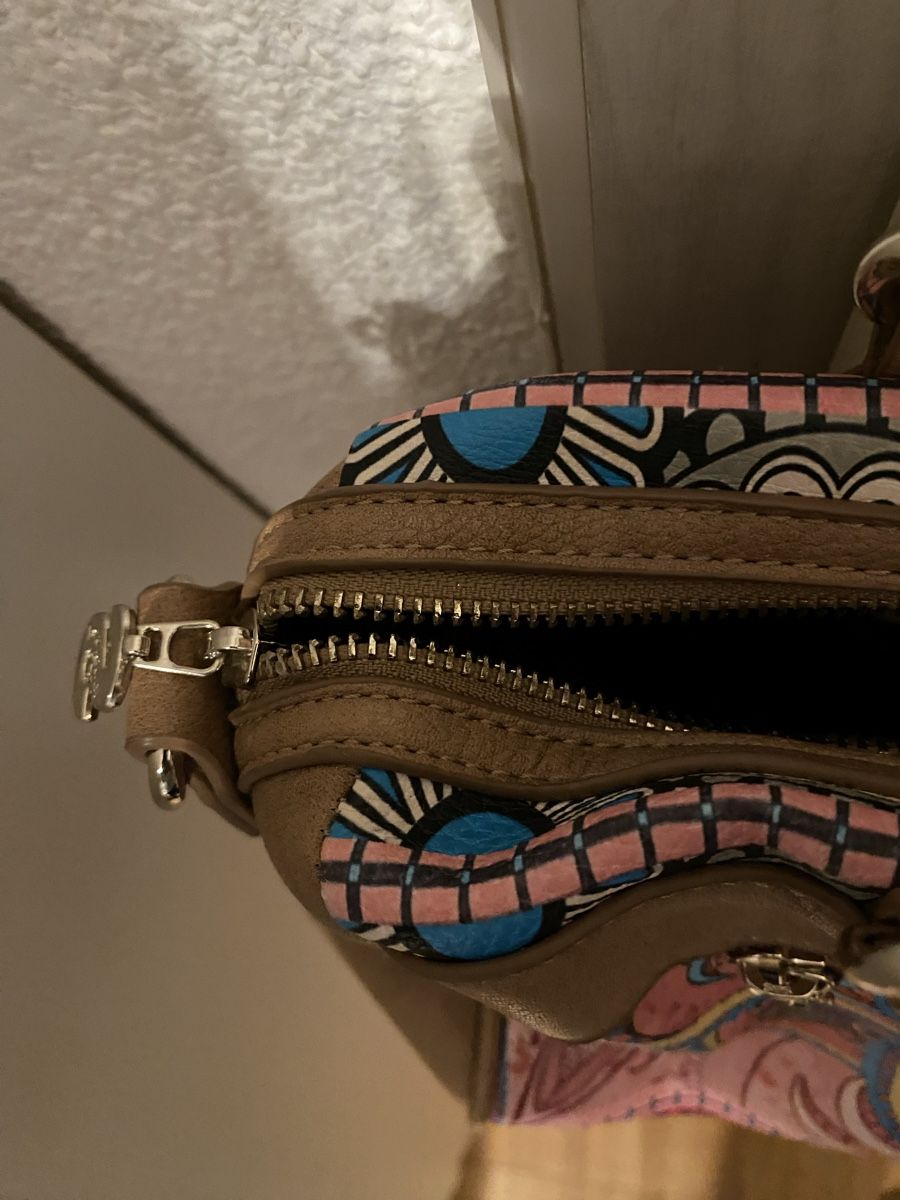 Desigual Borse da donna: Damen Tasche von Desigual Leder – Usato da Pfungen venduto da Sheki56 3