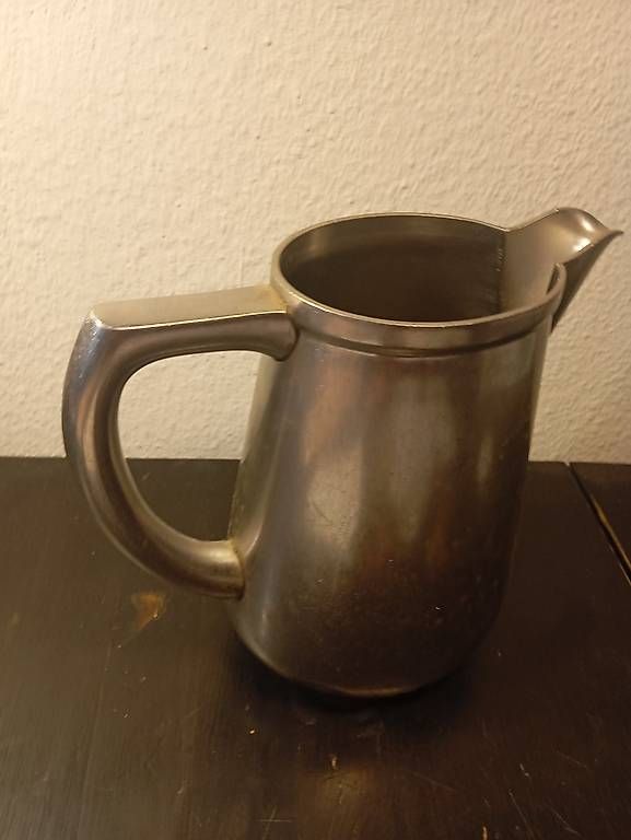 Caraffe: Milchkrug – Usato da Basel venduto da Petergunn 2