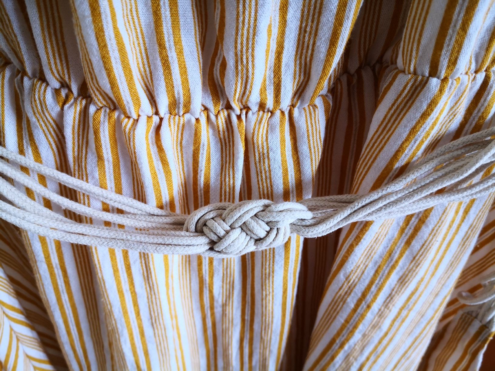 Kleider: Gestreiftes Kleid, Weiss-Orange, Gr. M – Gebraucht aus Wädenswil von coconut1289 2