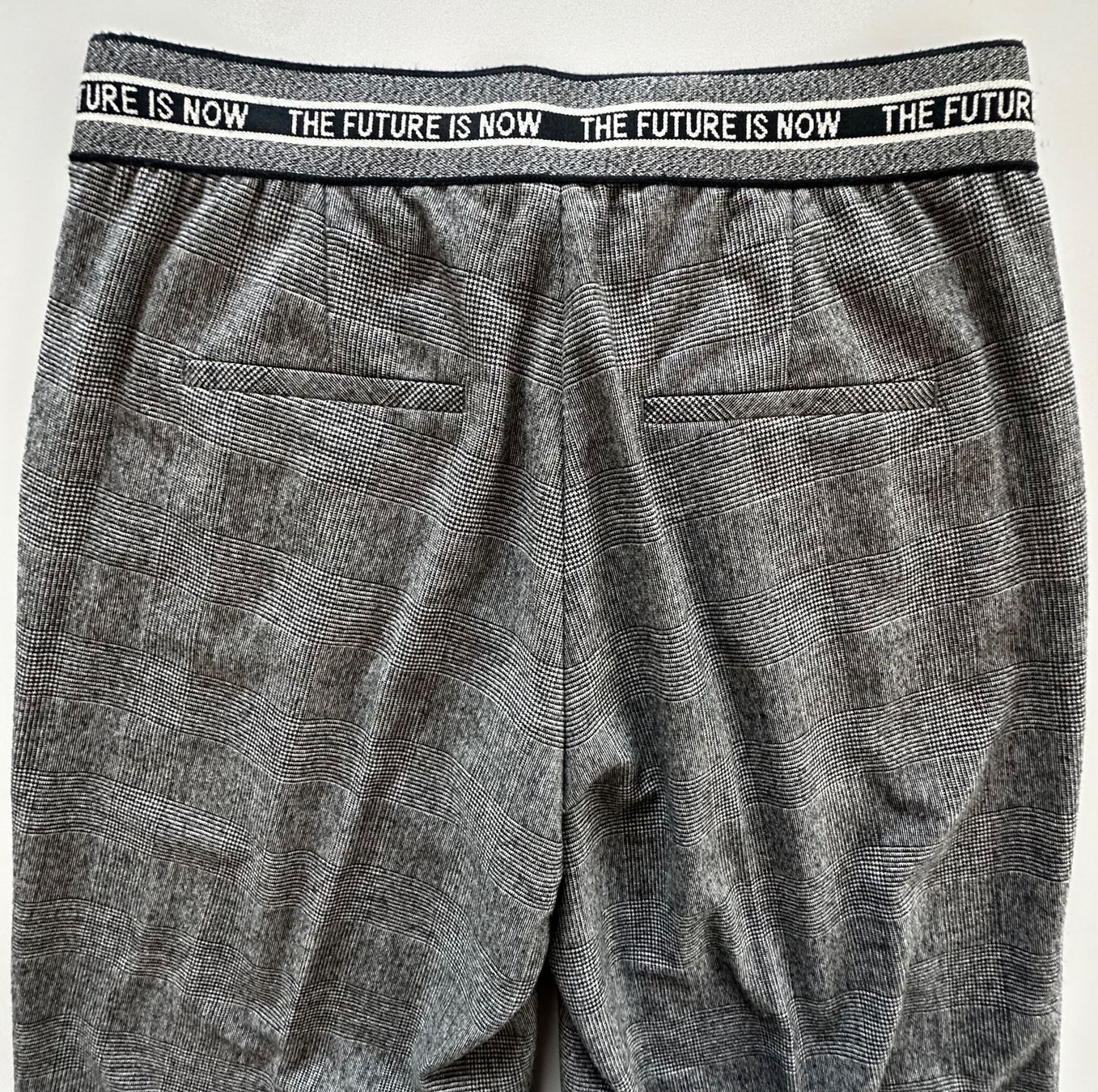 Cambio Pantaloni: Cambio Hose Damen 40 – Usato da Liestal venduto da Ballybs 3