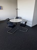 Vitra Tisch rund D=110cm & 4 Stühle, guter Zustand,