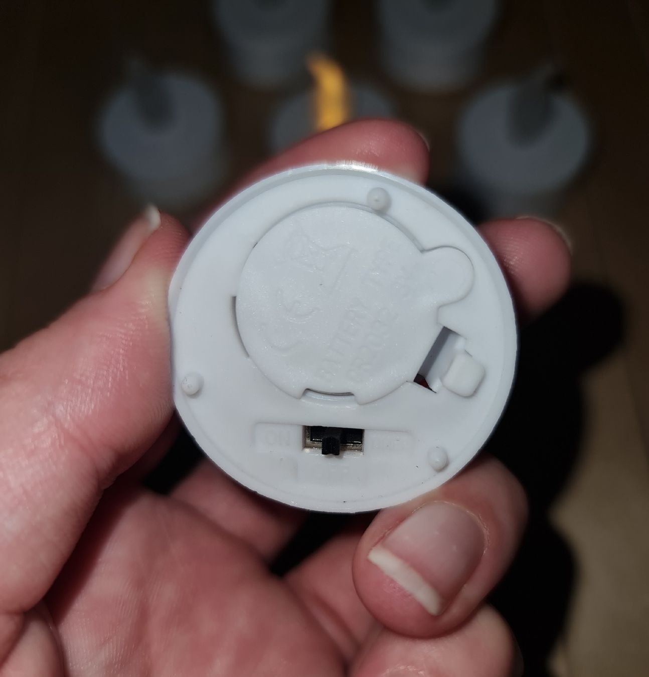 Candele: 7 LED-Teelichter, warmweisses Licht – Nuovo (secondo la descrizione) da Weier im Emmental venduto da tamarabichsel 1
