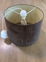 Braune Hängelampe mit Muster - Schönes Licht für Zuhause!