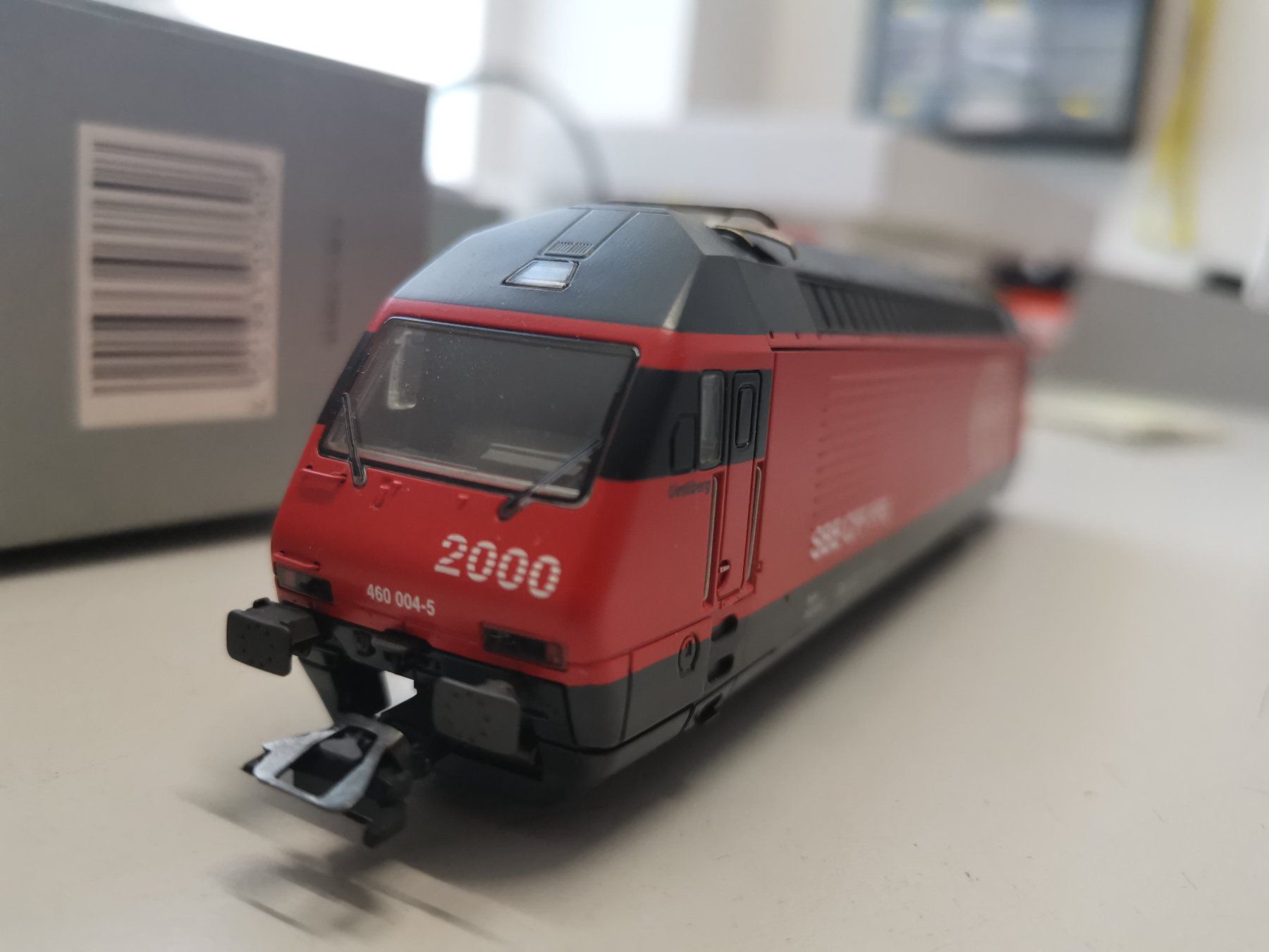Märklin Modellini di ferrovie: Märklin - SBB Re 460 004 "Üetliberg" – Usato da St. Margrethen SG venduto da tribeli98 2