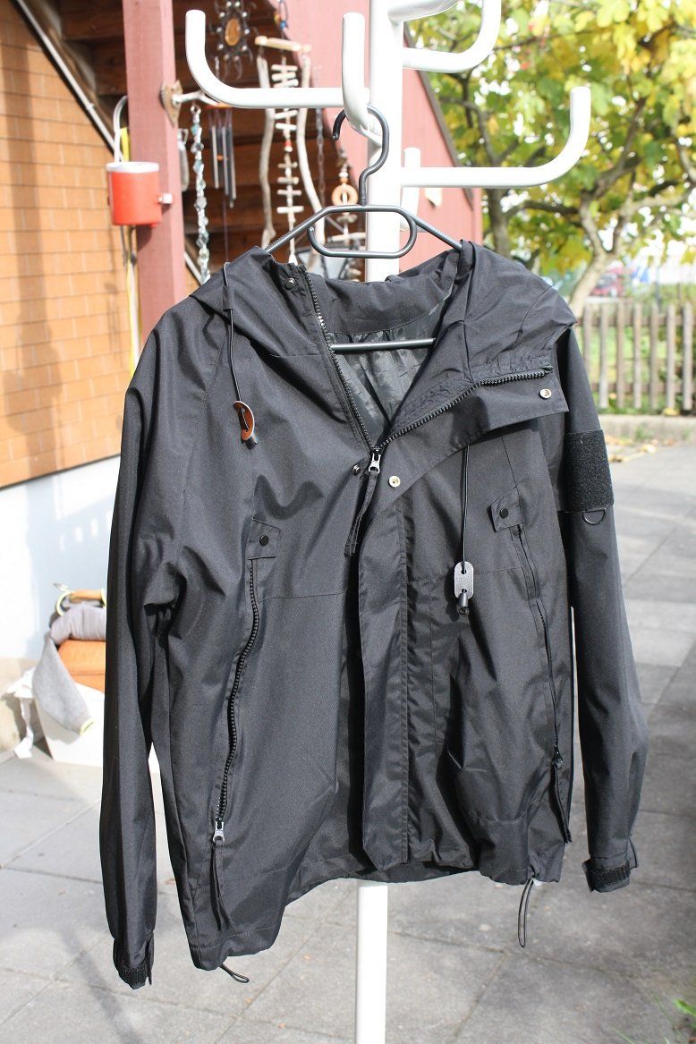 Jacken: übergangsjacke schwarz neu gr s – Neu (gemäss Beschreibung) aus zuchwil von parson65