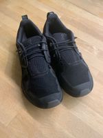 On Running Schuhe (On Cloud) in Schwarz.