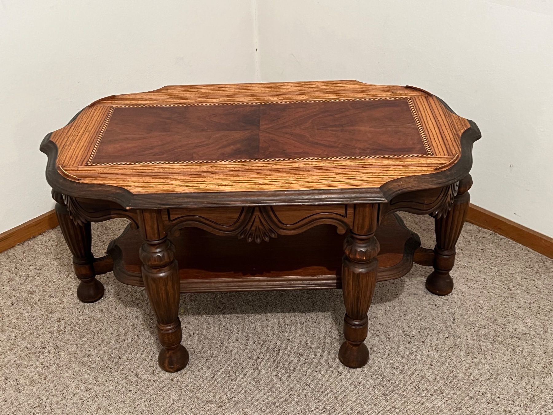 Tavoli: Kaffee Tischchen (Coffee Table), antik – Usato da Thalwil venduto da Chris0123 2