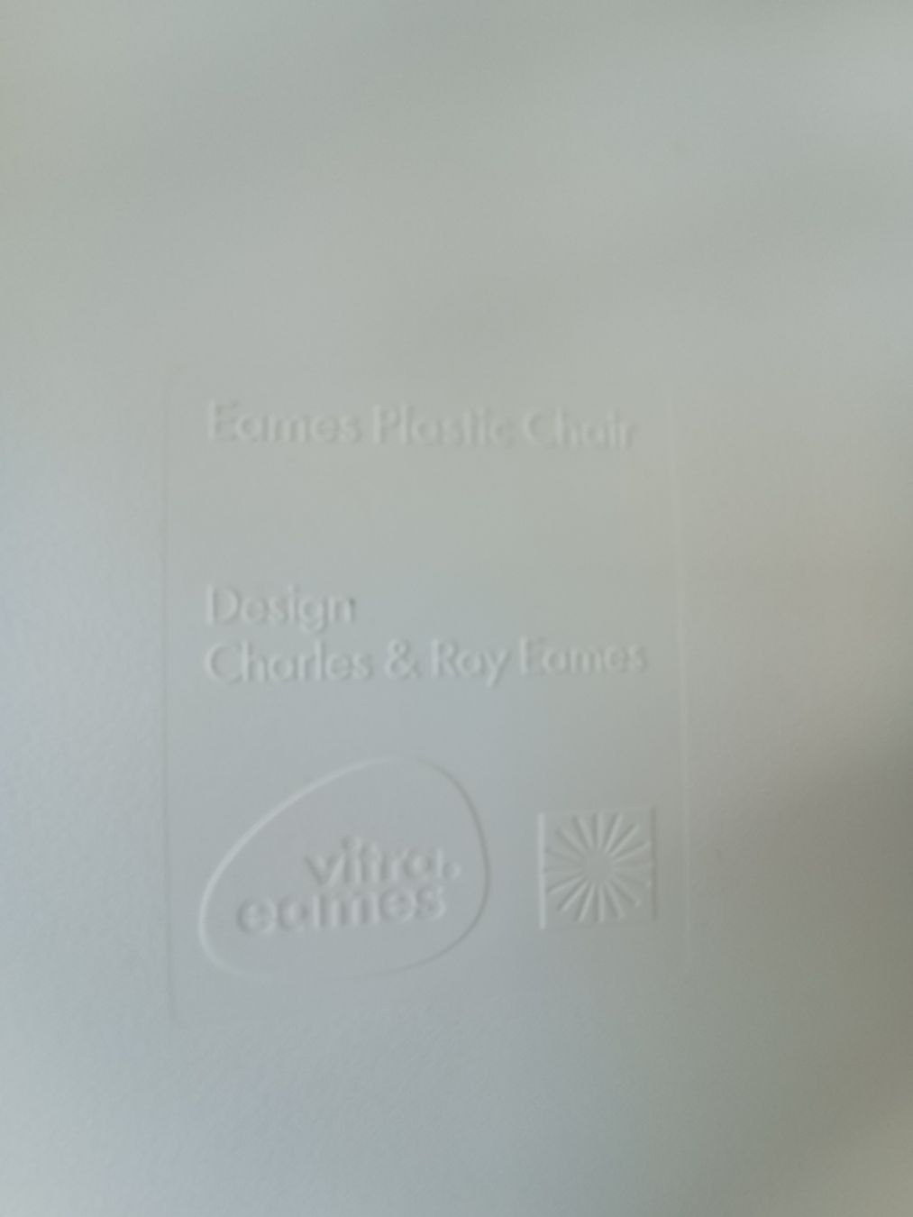 Vitra Stühle: Eames Plastik Chair – Neu (gemäss Beschreibung) aus Affoltern am Albis von sprax 6