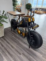 Deko-Motorrad Tisch