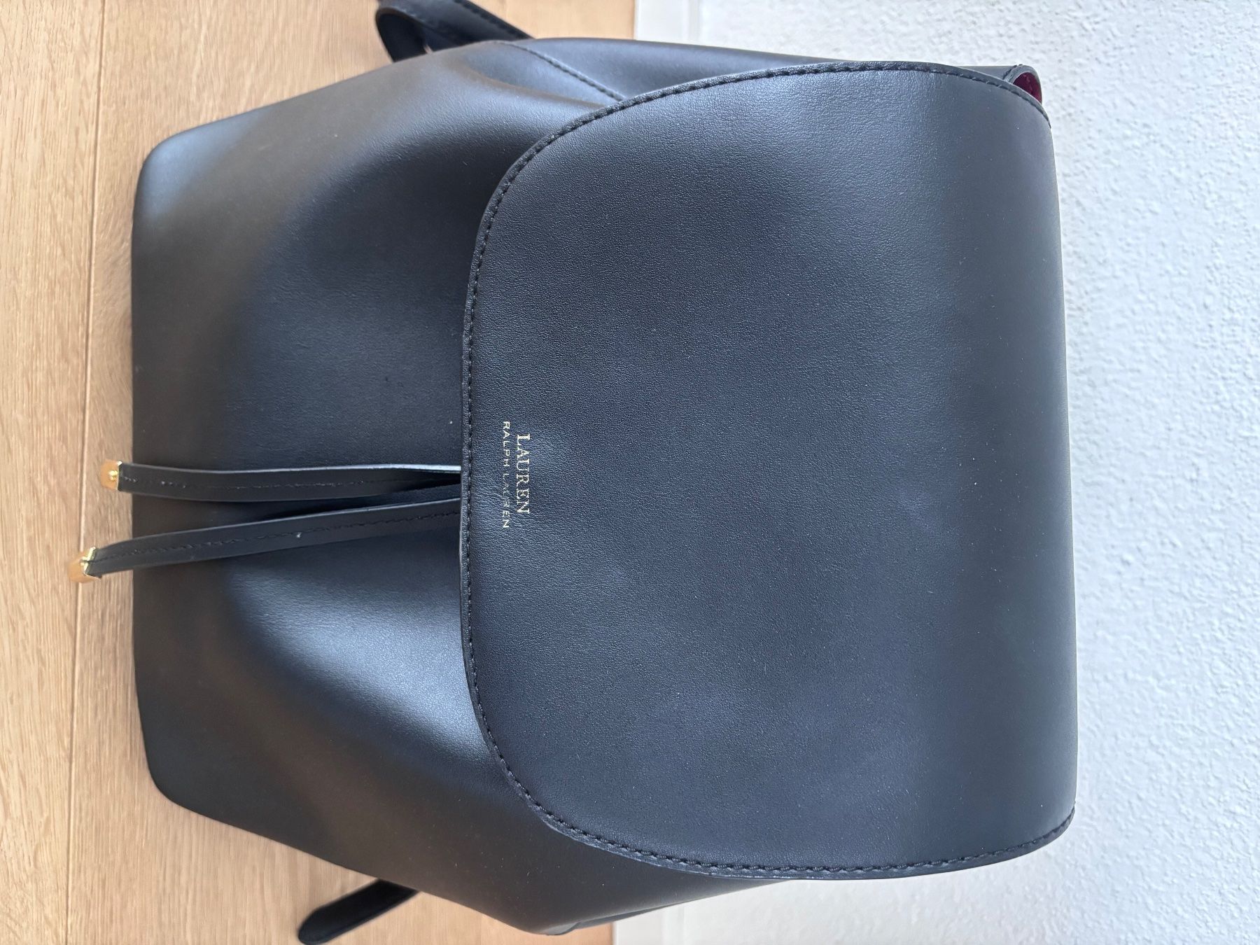 Ralph Lauren Zaini: Ralph Lauren Drawstring Leather Backpack – Usato da Winznau venduto da Lauralavera1 7