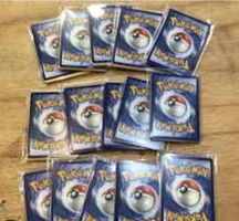 10 Random Pokémon Karten (Deutsch) inkl.1 garantierte Holo