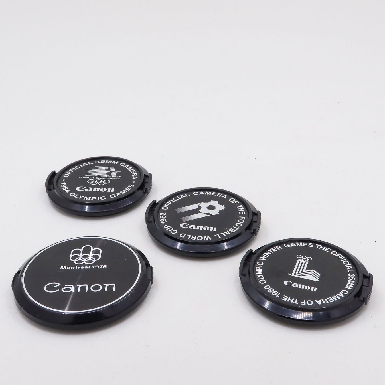 Canon Obiettivi: Canon Objektiv-Deckel Limited Edition 4 Stück. – Usato da Luzern venduto da AMS144