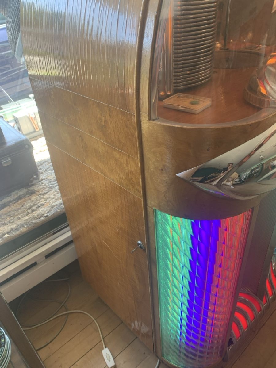 Wurlitzer Jukebox: Wurlitzer mit Shellack Platten – Usato da Murgenthal venduto da Padoni60 3