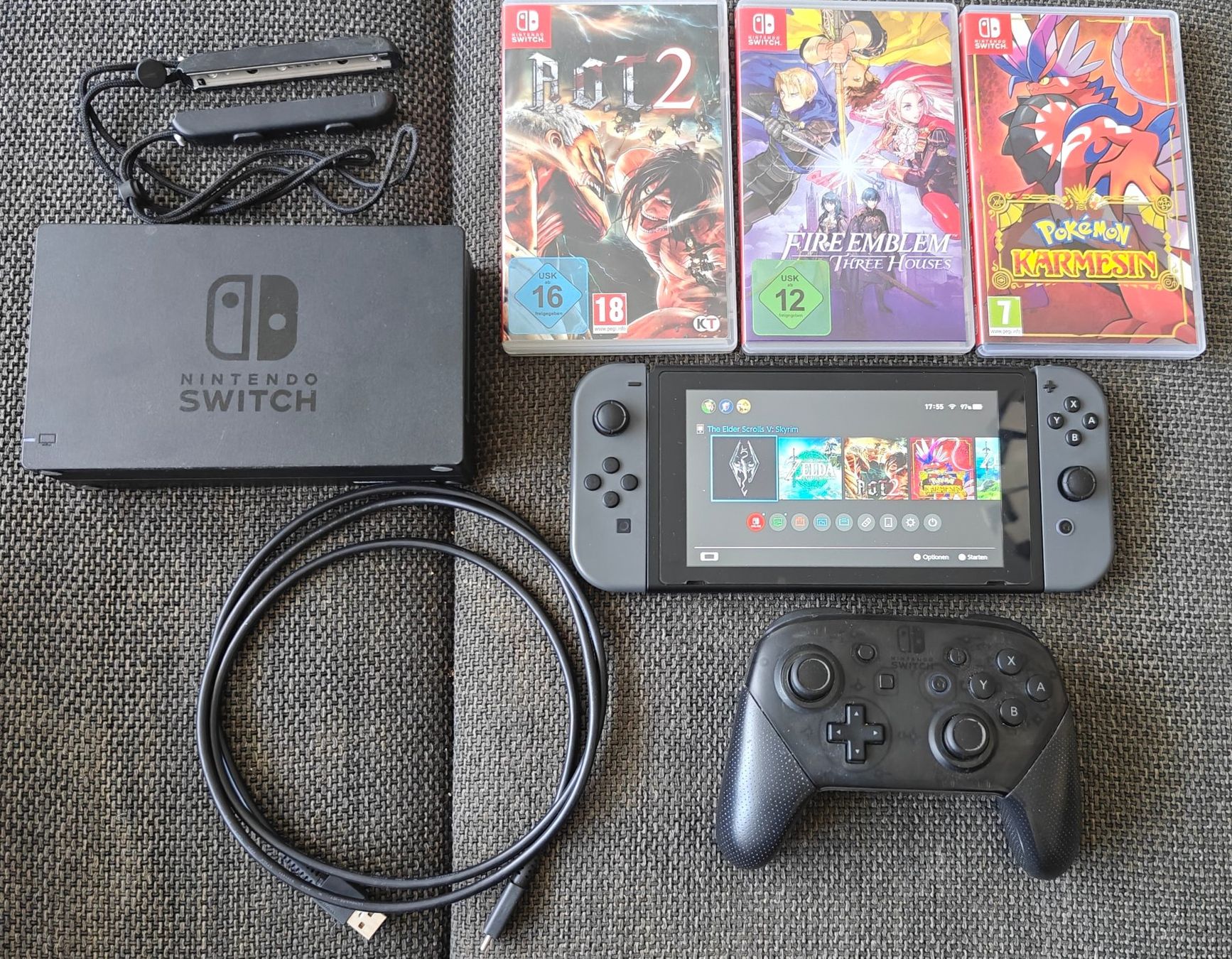 Nintendo Consoles: Switch + Pro Controller + 3 Spiele – D'occasion à Zürich par ars_9yll