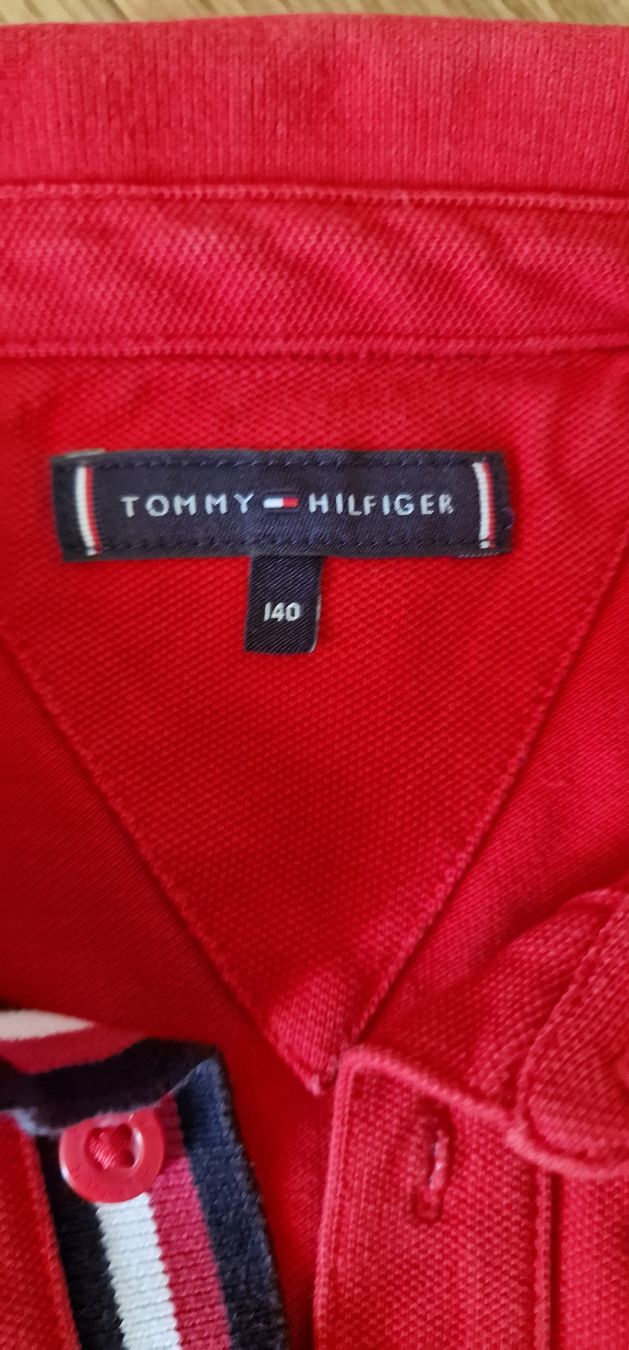 Tommy Hilfiger Lotti & Set di vestiti: Tolle Junge set 140  Nike 34 – Usato da Emmenbrücke venduto da Nadmorebiti 2